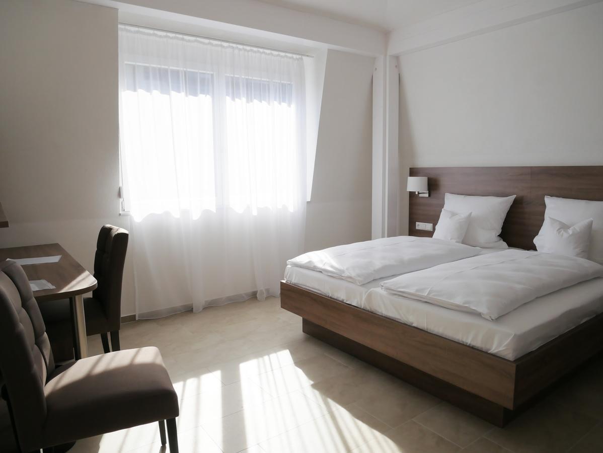 Hotel & Muehlenapartments 盖恩斯巴赫 外观 照片